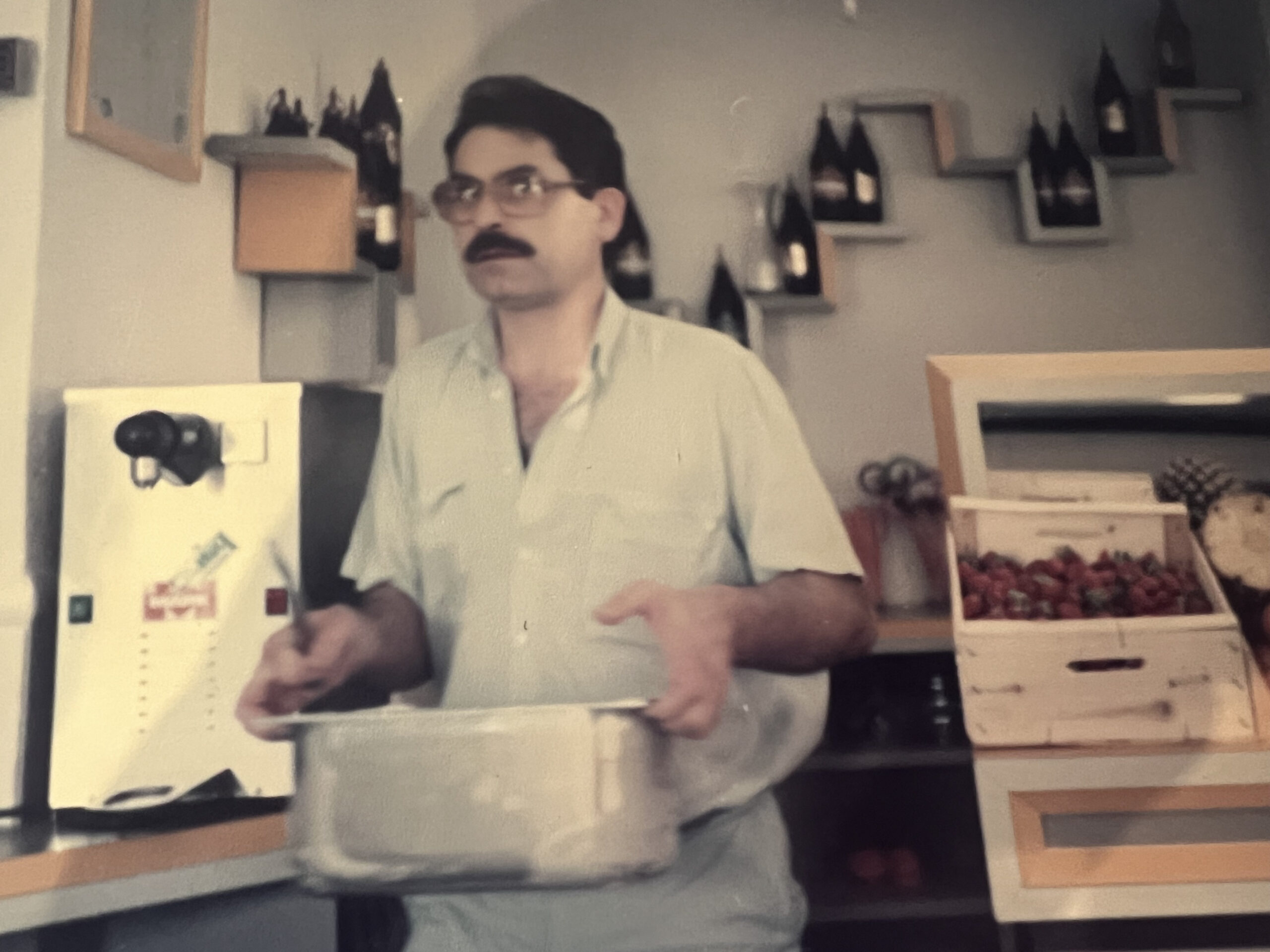 Elaborando el producto de forma artesanal en los primeros años